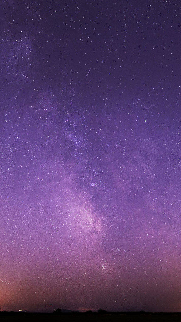 Starry Gradient Purple Night Sky Wallpaper