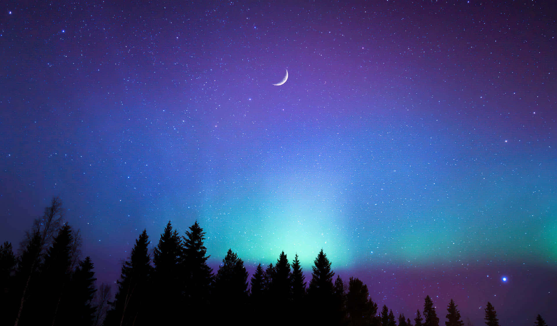Starry Night Auroraand Crescent Moon Wallpaper