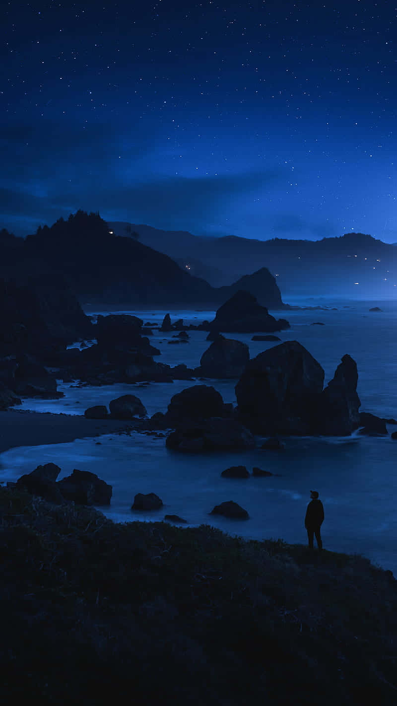 Starry Night Coastal Vista Wallpaper