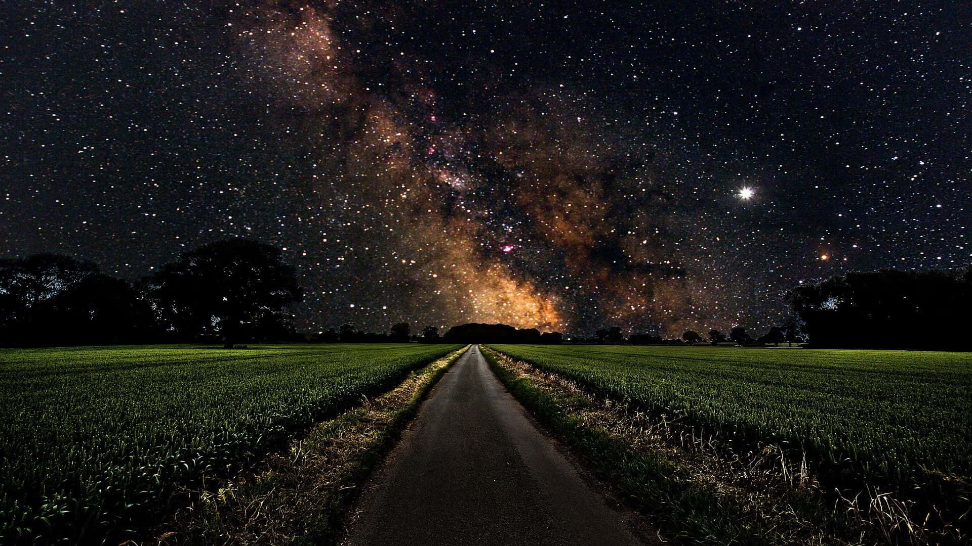 Erkundensie Die Schönheit Des Nachthimmels Mit Dem Perfekten Sternenhimmel-hintergrund.