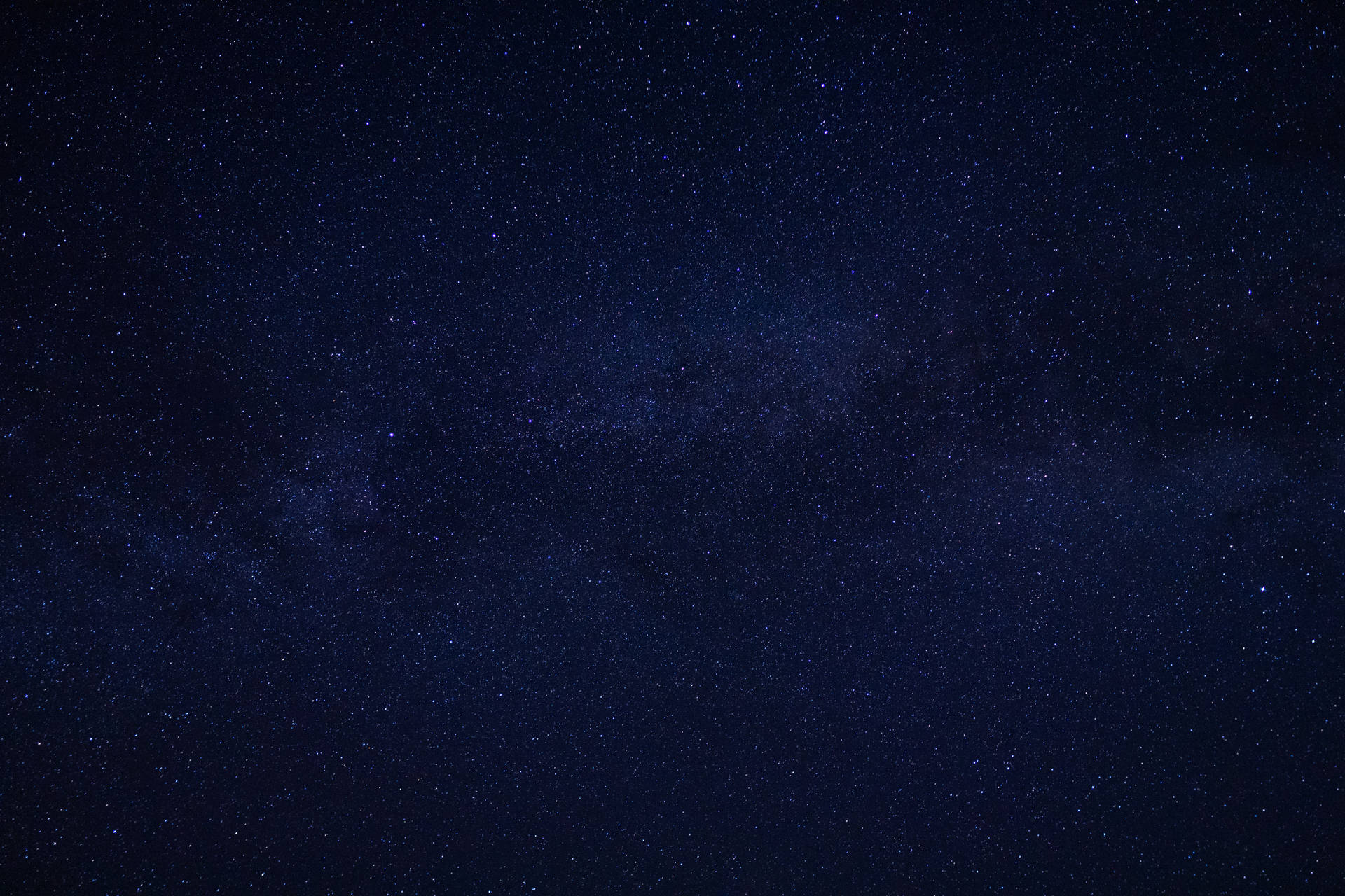 Let yourself get lost in the mesmerizing night sky of stars and darkness. Wallpaper