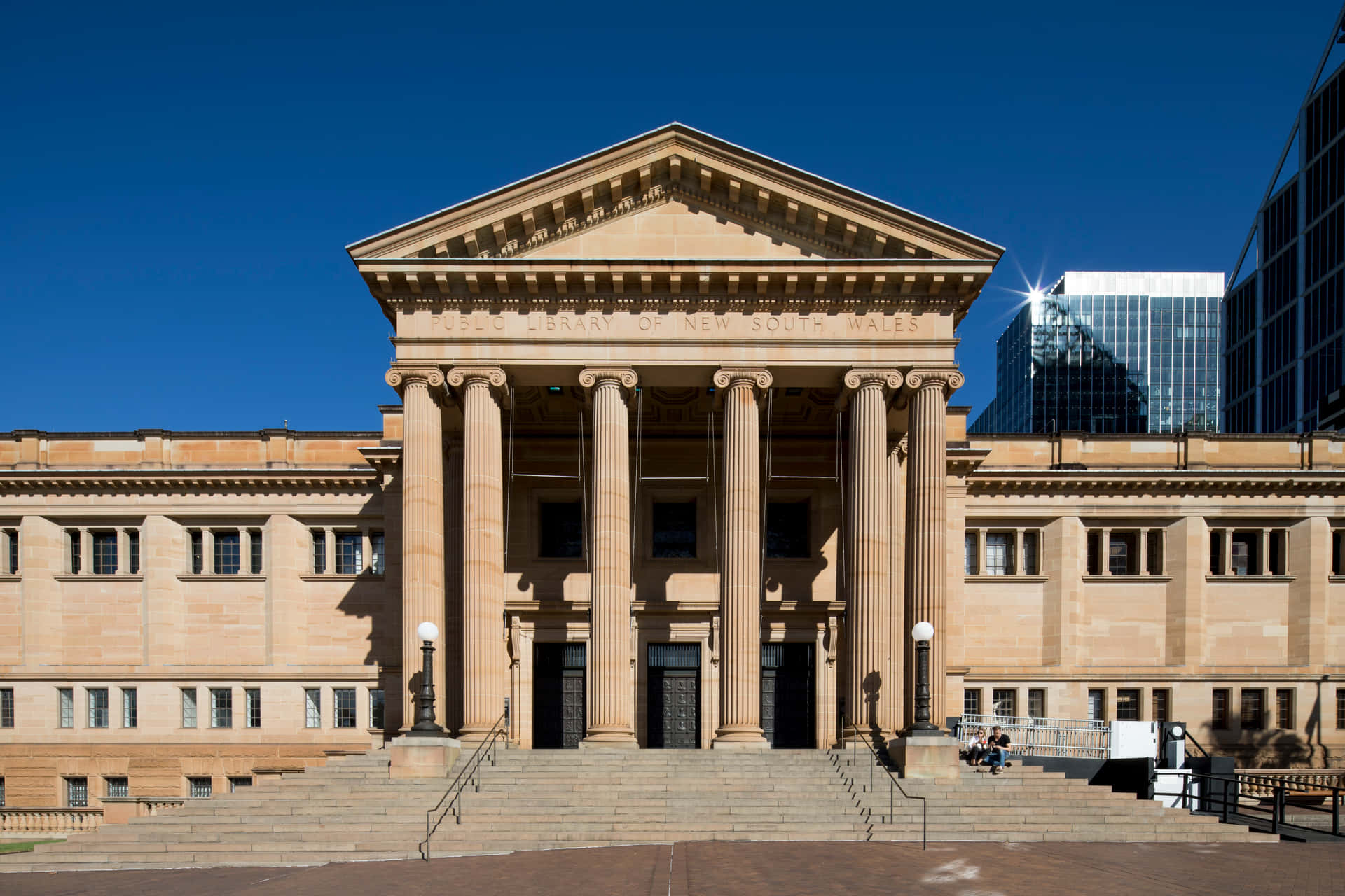 State Libraryof New South Wales Facade Wallpaper