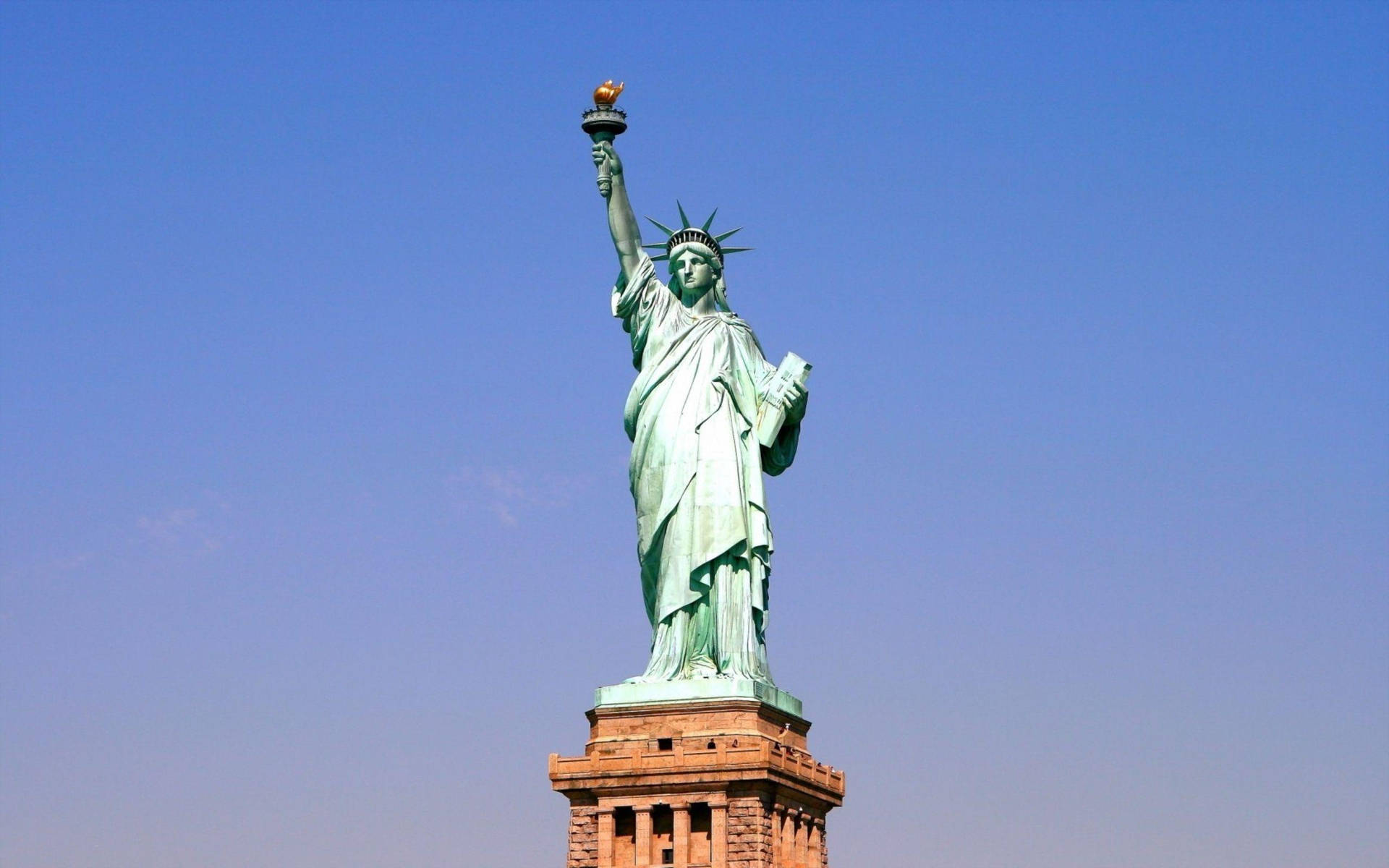 Statue Of Liberty Copper Stand Picture