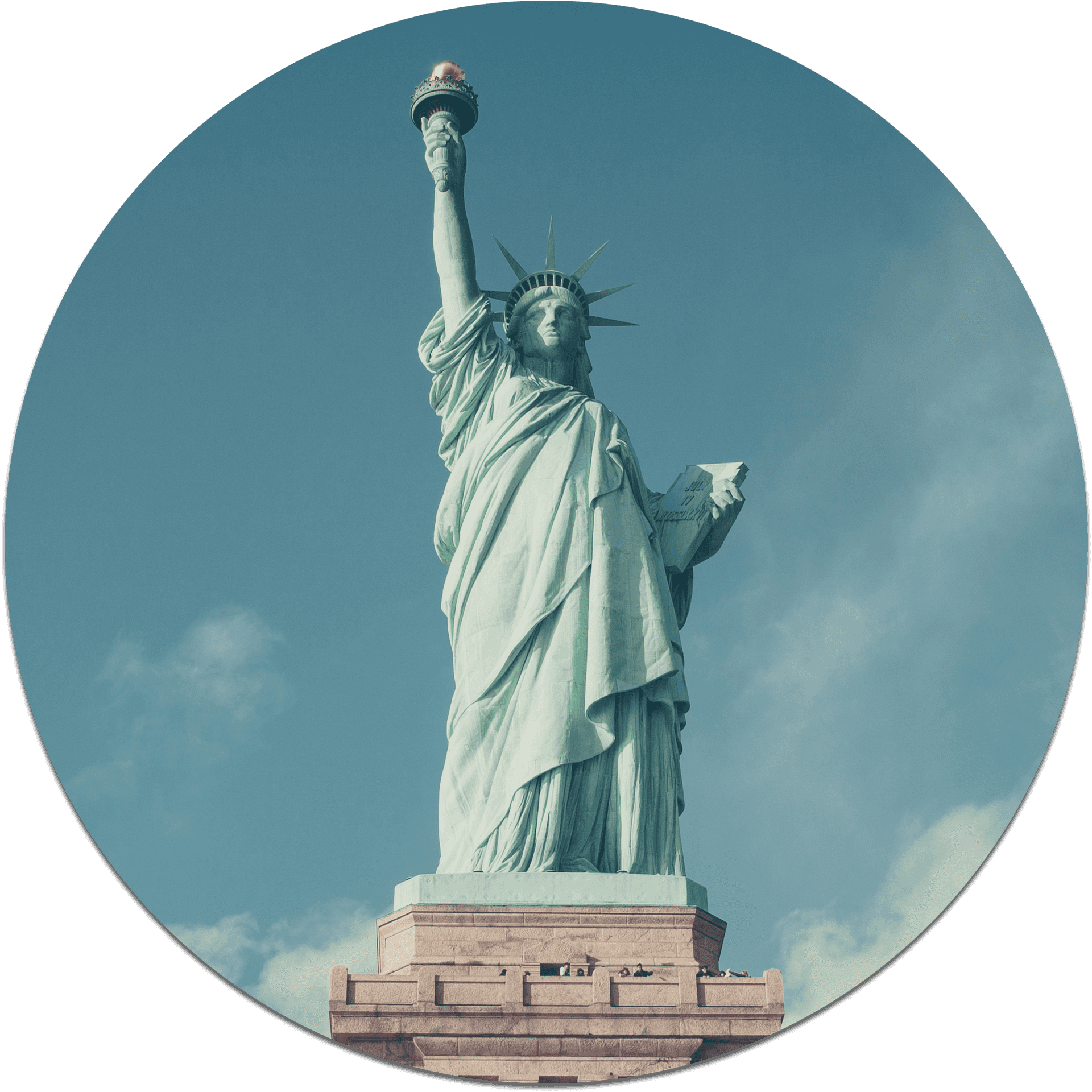 Statueof Liberty Clear Sky PNG