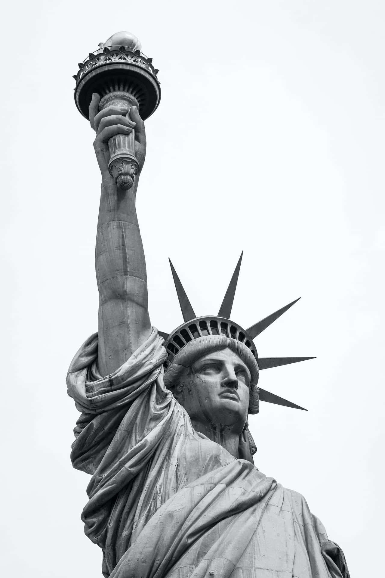 Statueof Liberty Close Up Wallpaper