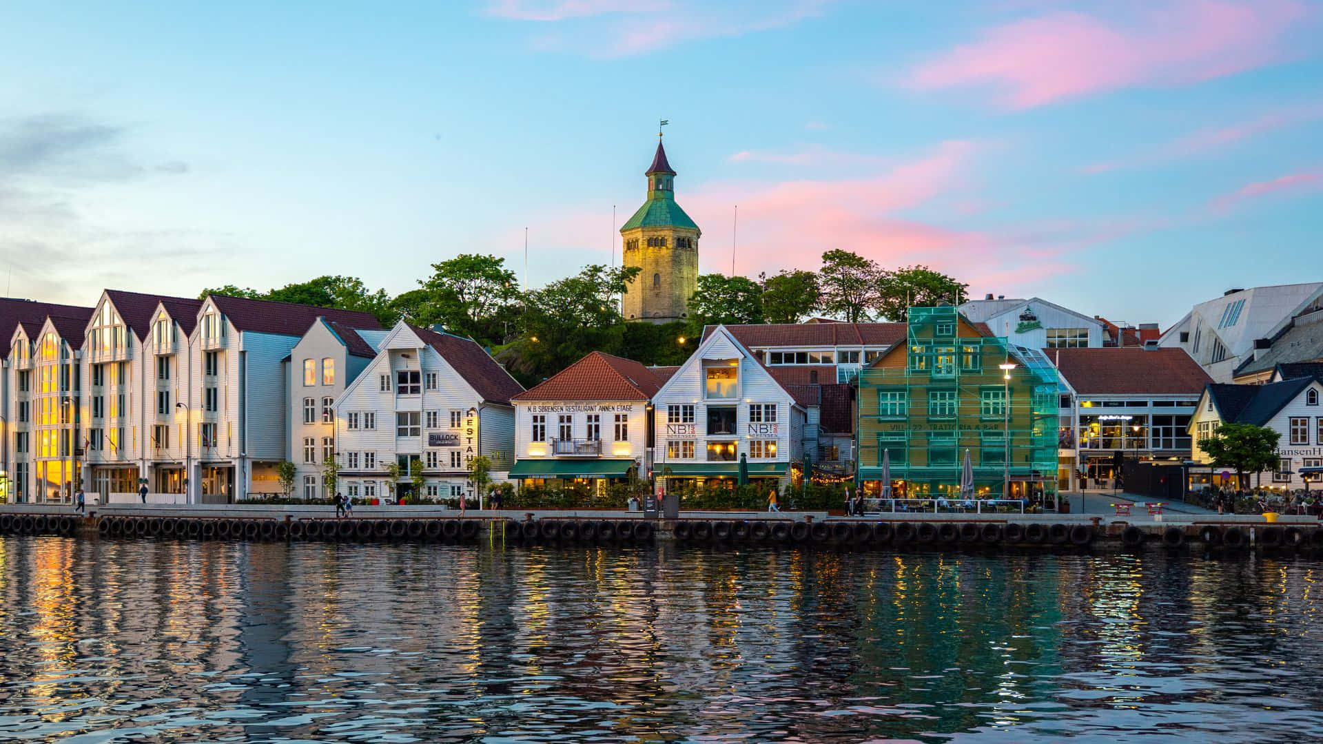 Stavanger Waterfront Dusk Scenery Wallpaper