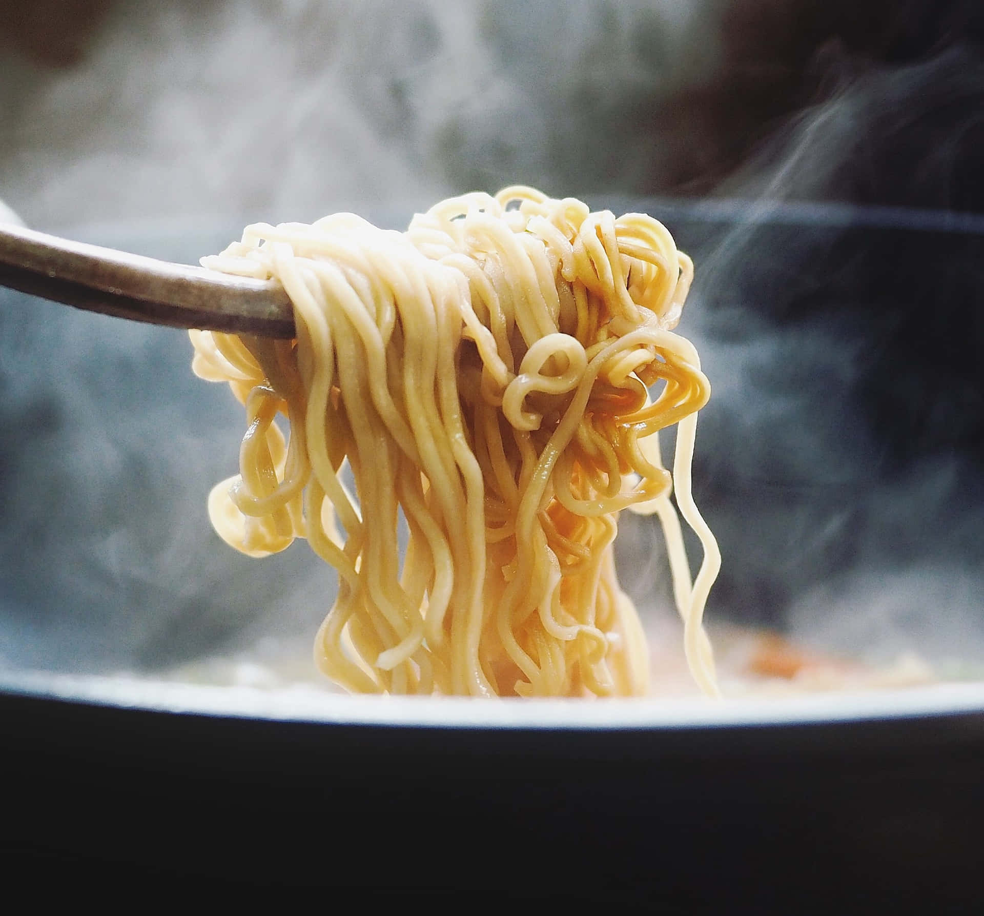 Caption: Appetizing Bowl of Ramen Noodles Wallpaper