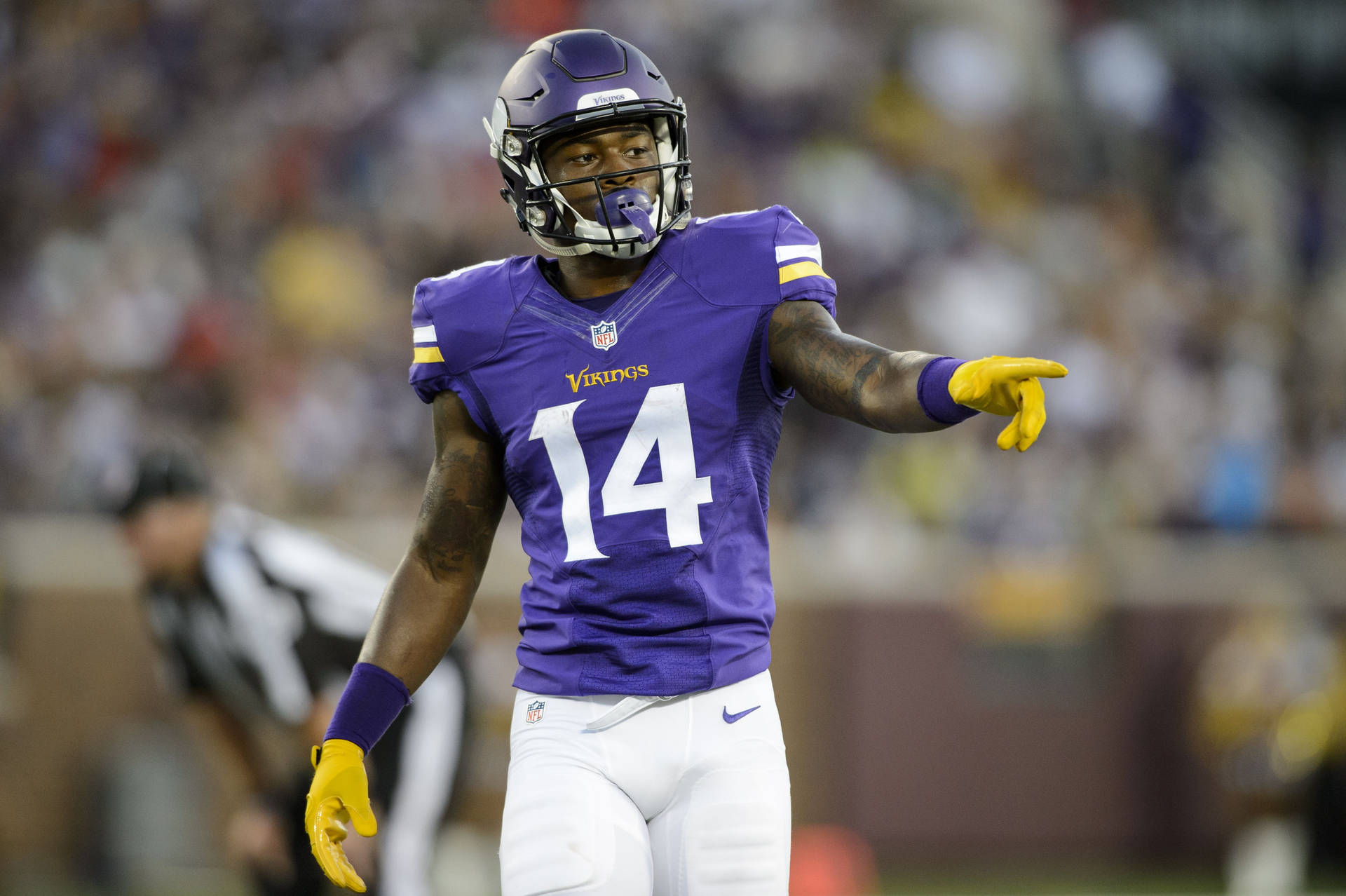 Stefon Diggs Pointing Finger Wallpaper