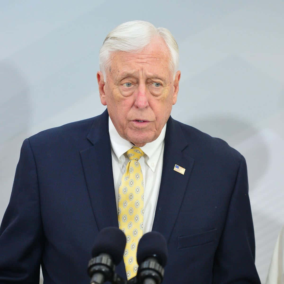 Steny Hoyer In Front Of Microphone Wallpaper