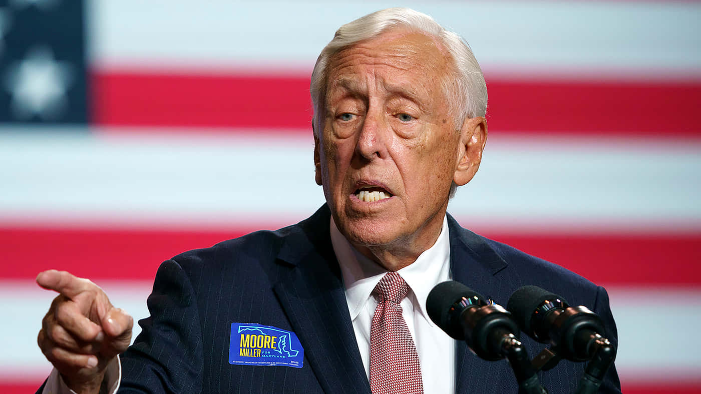 Steny Hoyer Pointing While Talking Wallpaper