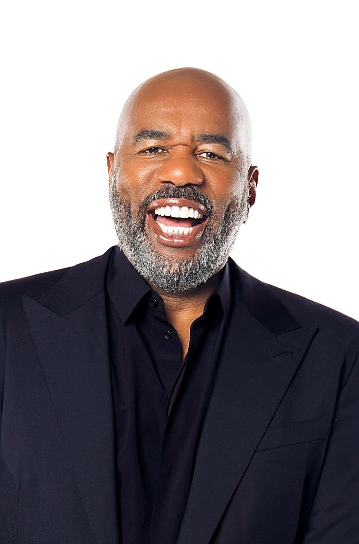 Steve Harvey Smiling With A Beard Picture