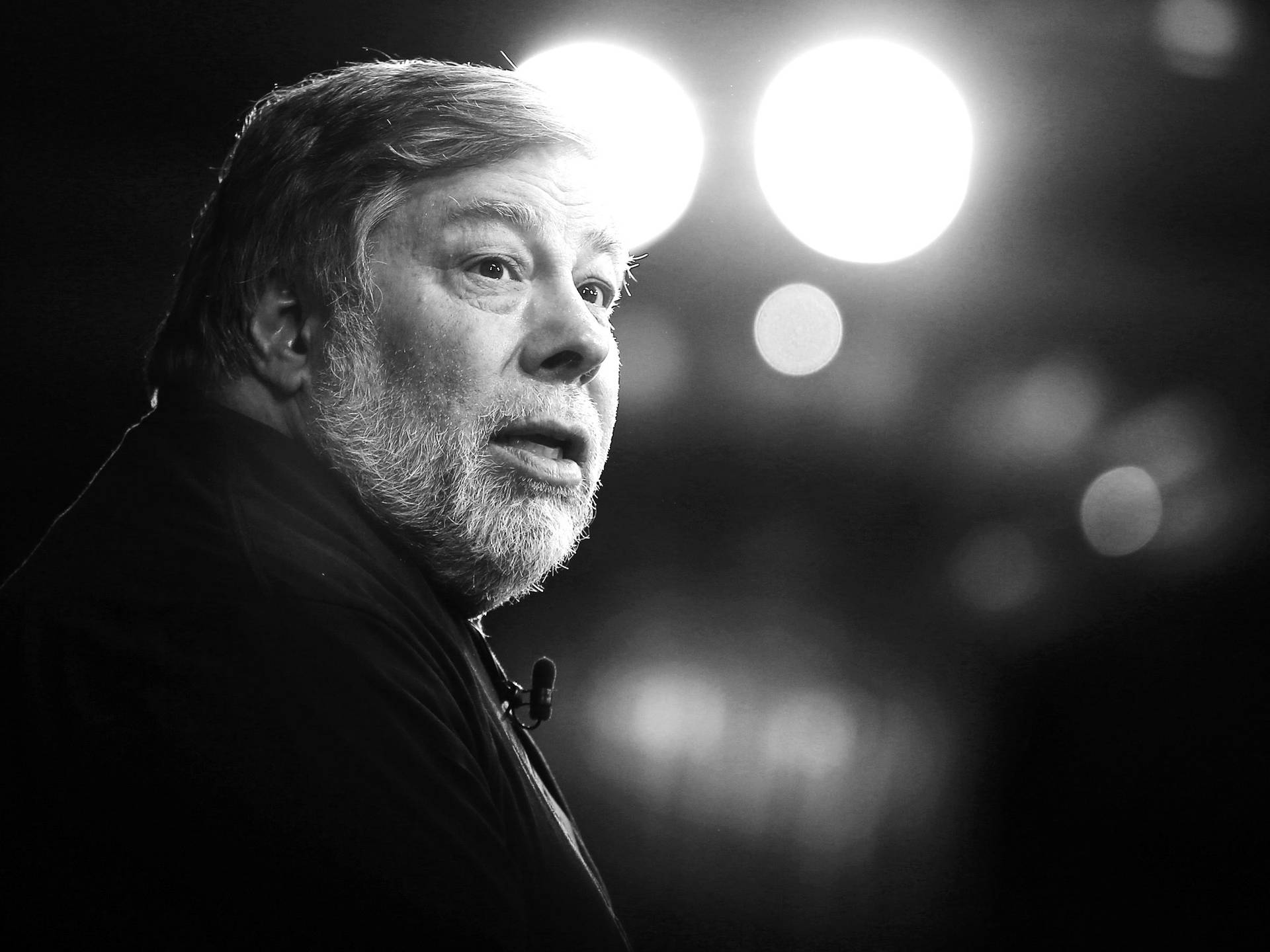Technology Visionary - Steve Wozniak in Black and White Wallpaper