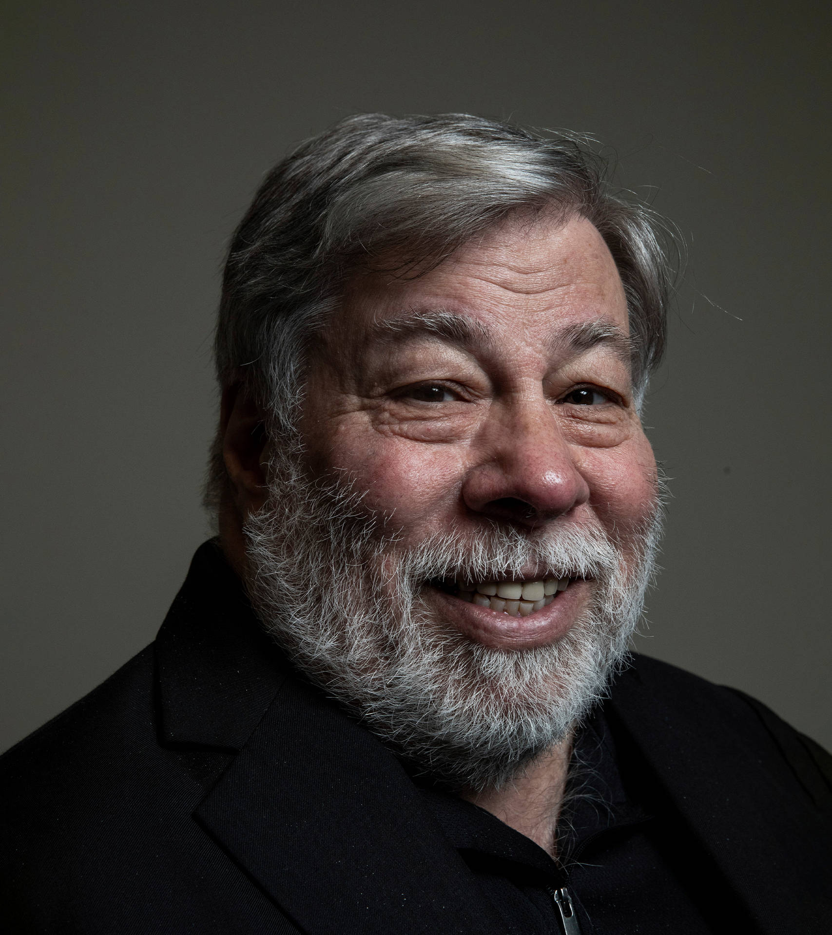 Iconic Portrait of Steve Wozniak Wallpaper