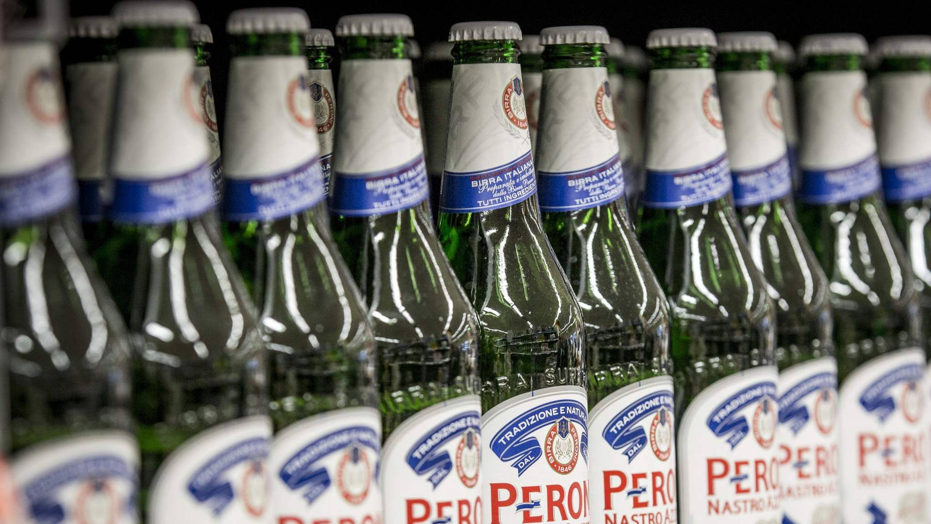 Lager af Peroni øl tapet Wallpaper
