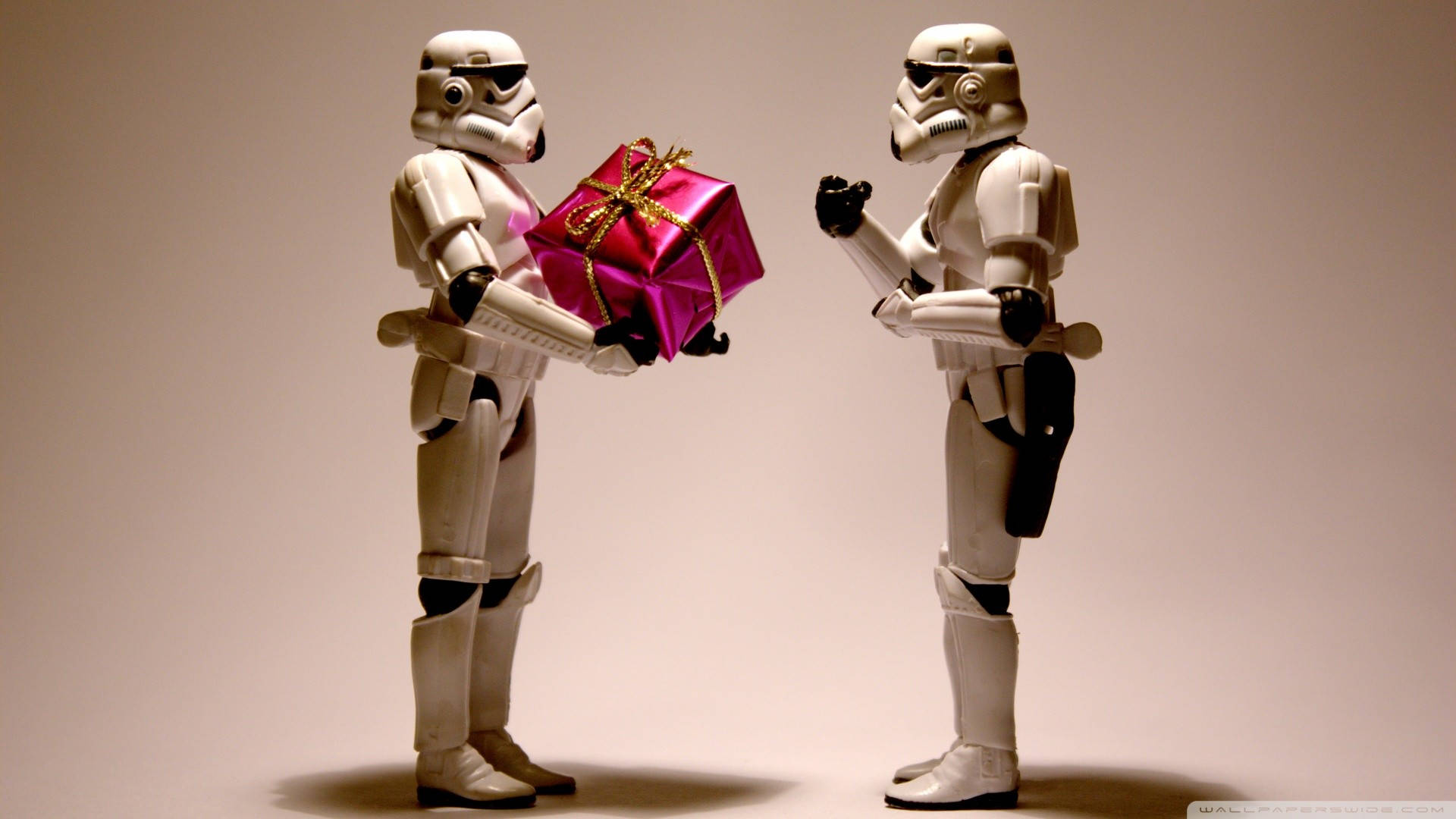Stormtrooper Holding Gift Funny Christmas Wallpaper