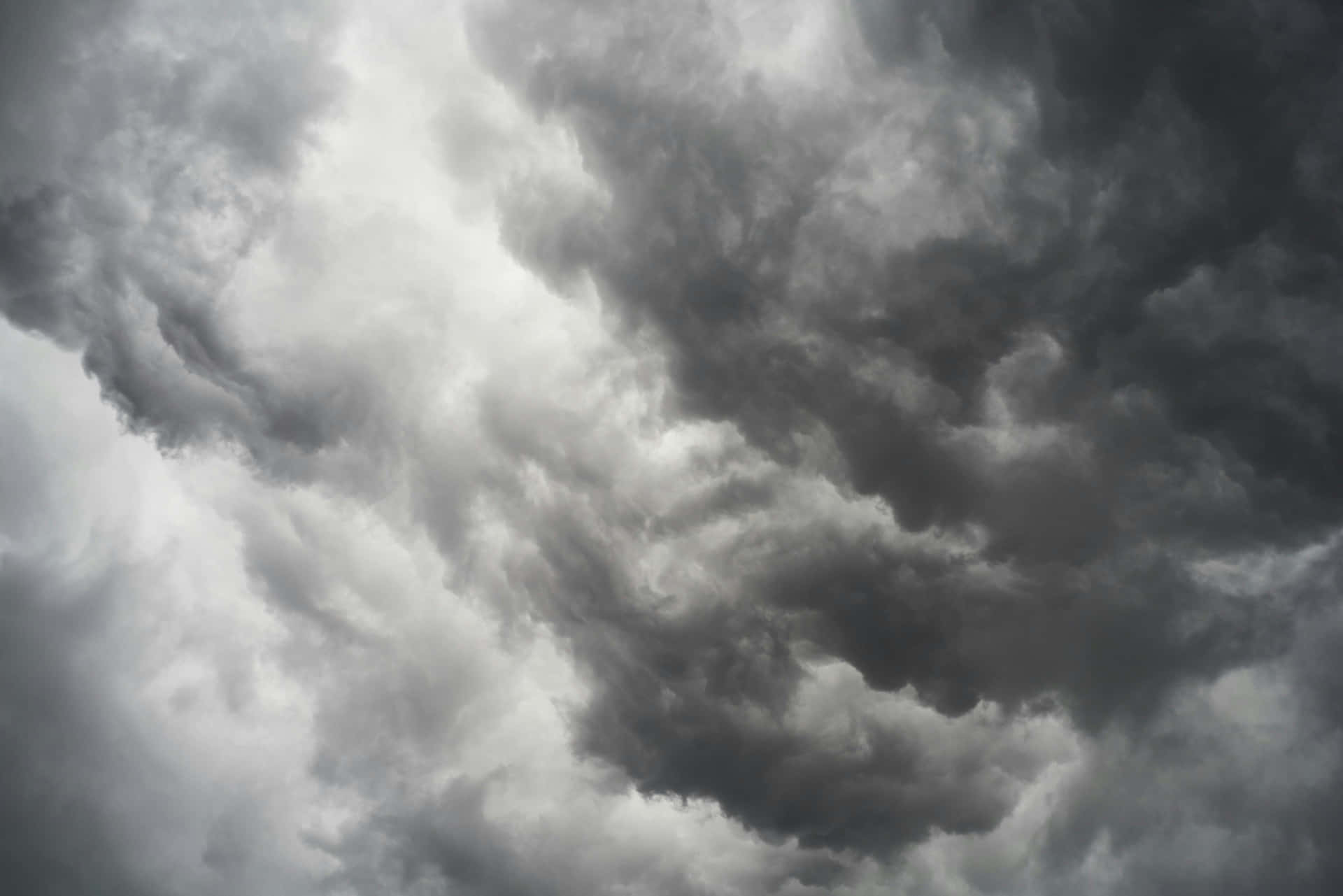 Stormy Sky Cloudscape Wallpaper