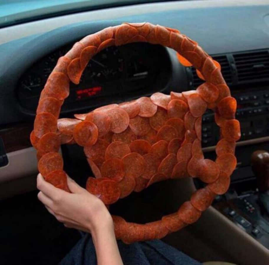 Peperoni Steering Wheel Strange Picture