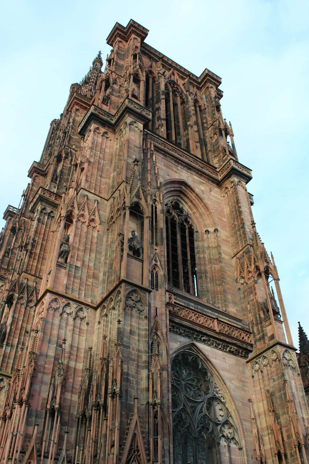 Strasbourg Cathedral - Majestic Gothic Architecture In France Wallpaper