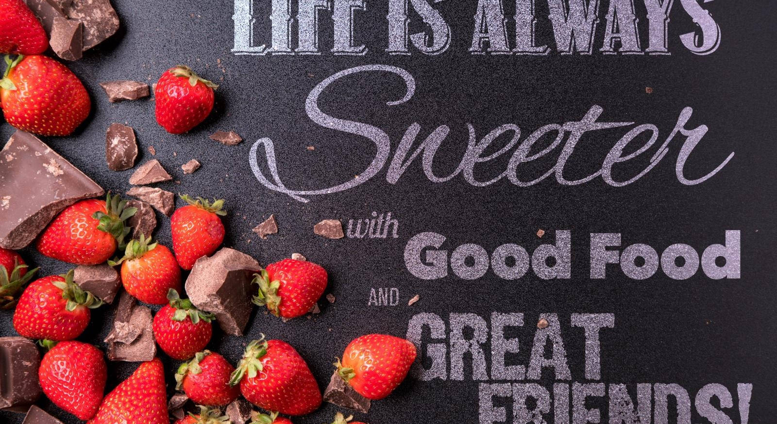 Genießeden Süßen Geschmack Der Erdbeerausstrahlung Wallpaper