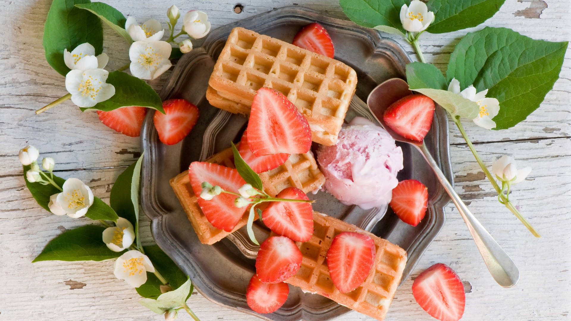 Strawberry And Waffles Wallpaper