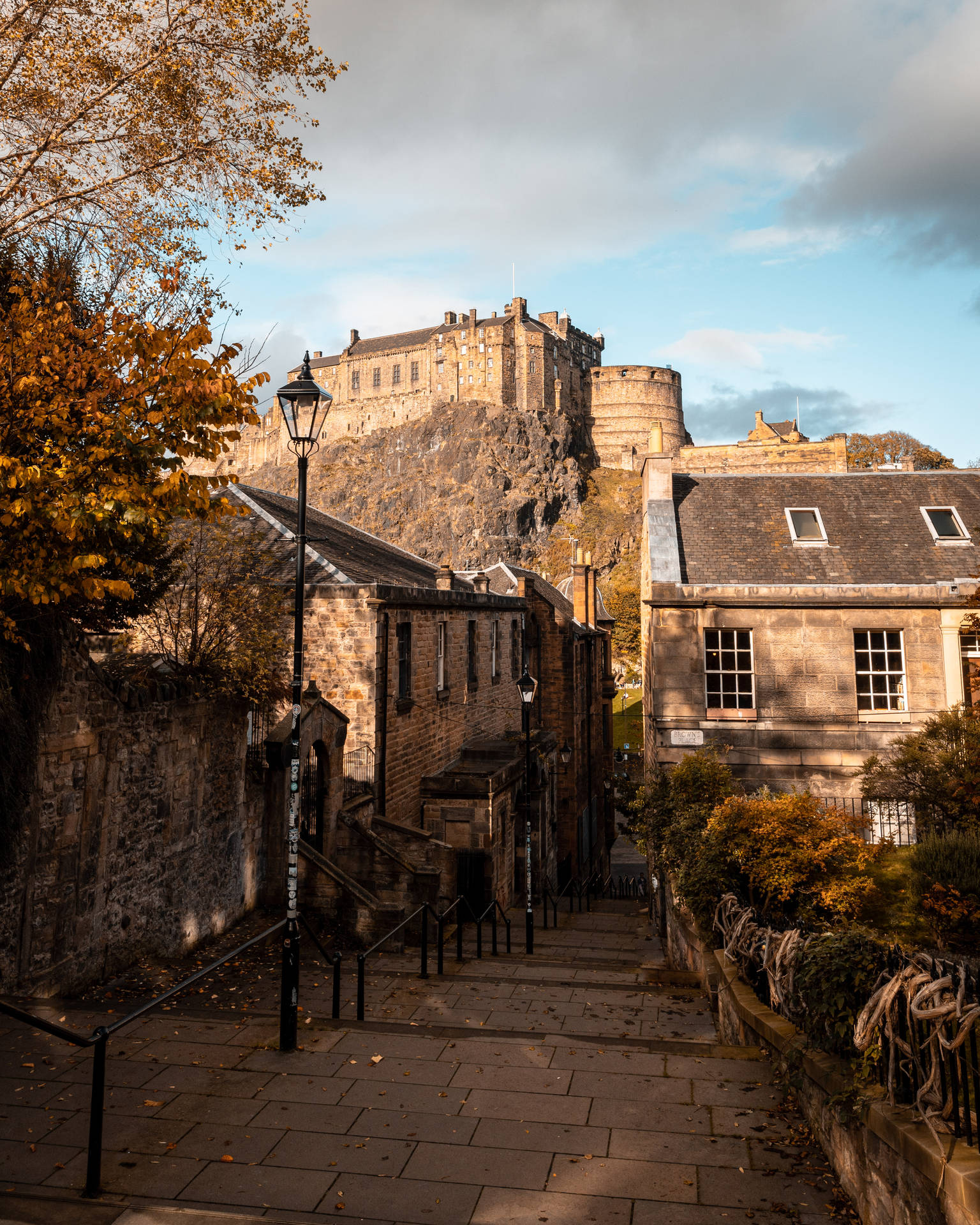 Street In Edinburgh Near The Castle Wallpaper