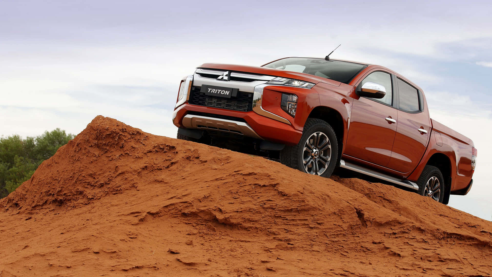 Strength And Adventure Combined - Mitsubishi Triton 4x4 Wallpaper