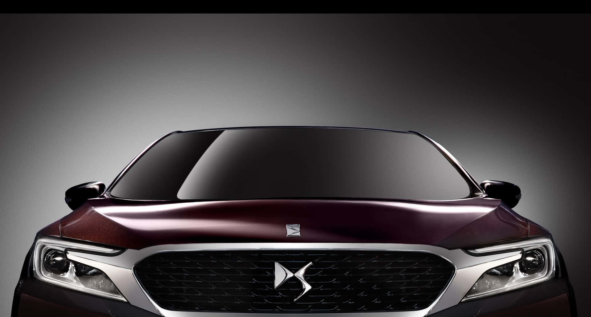 Striking Image Of A Citroen Ds 5ls Sedan Wallpaper