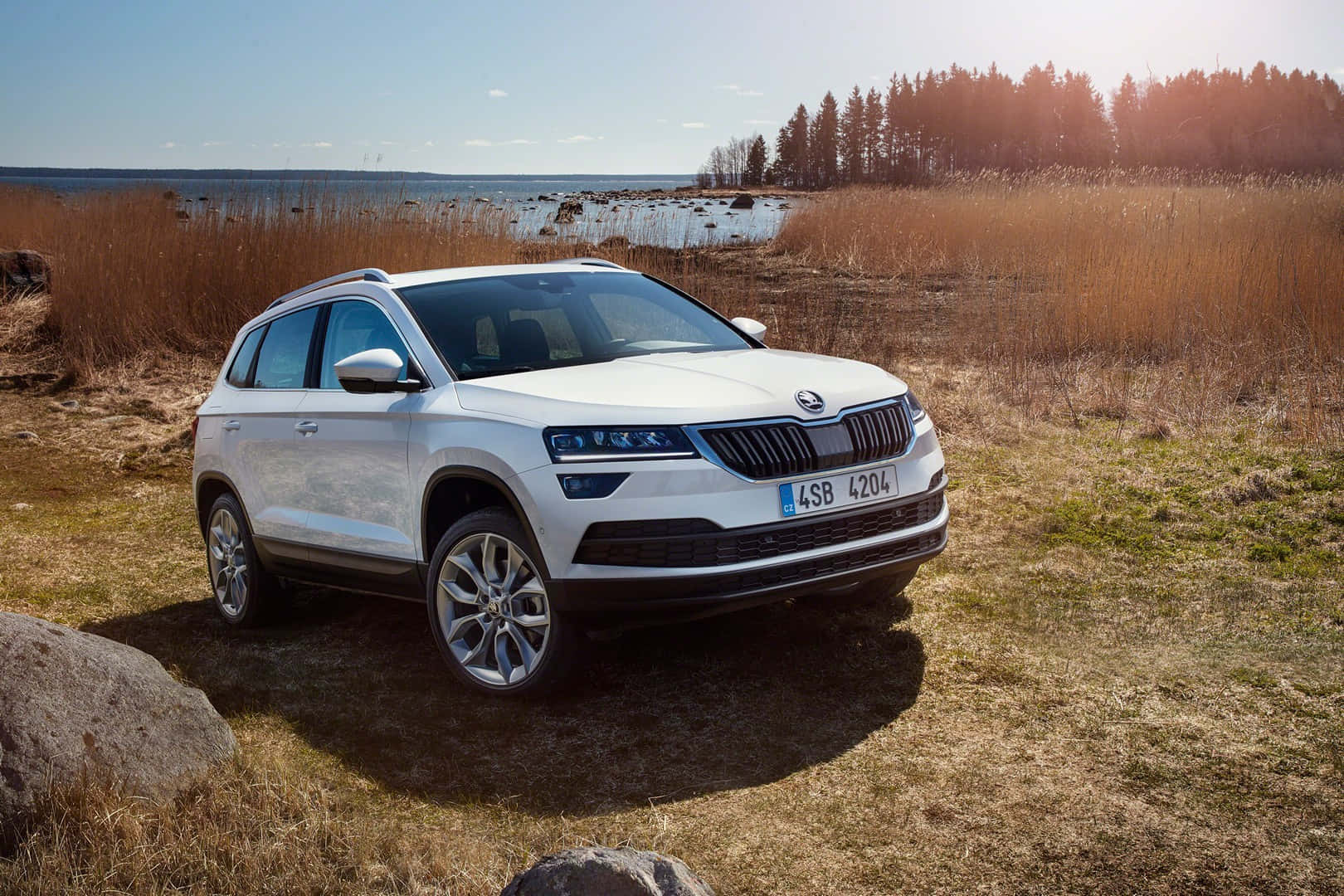 Affichage Lumineux Étonnant - Skoda Karoq En Conduite Nocturne Fond d'écran