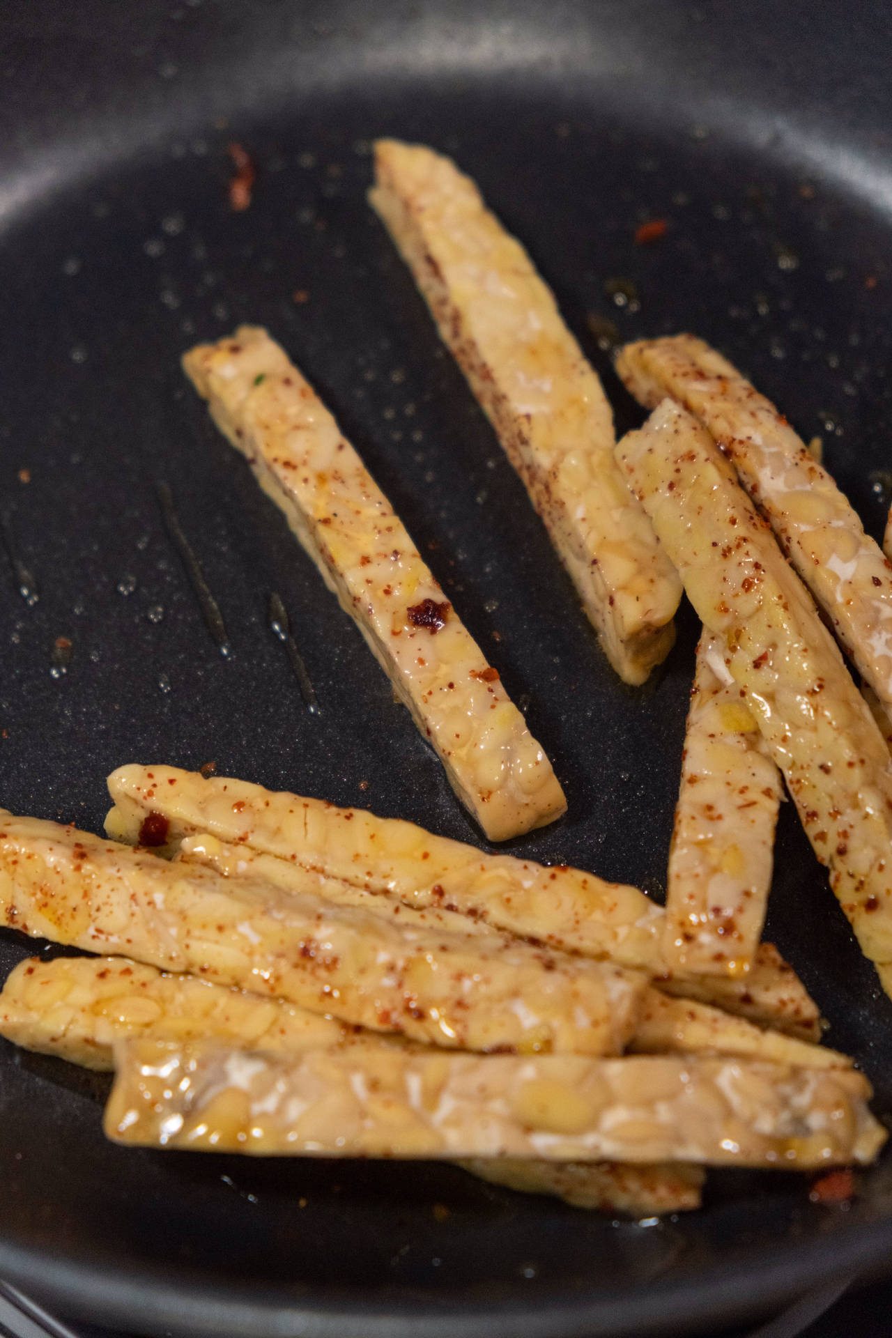Strips Tempeh Iphone 11 Pro 4k Background
