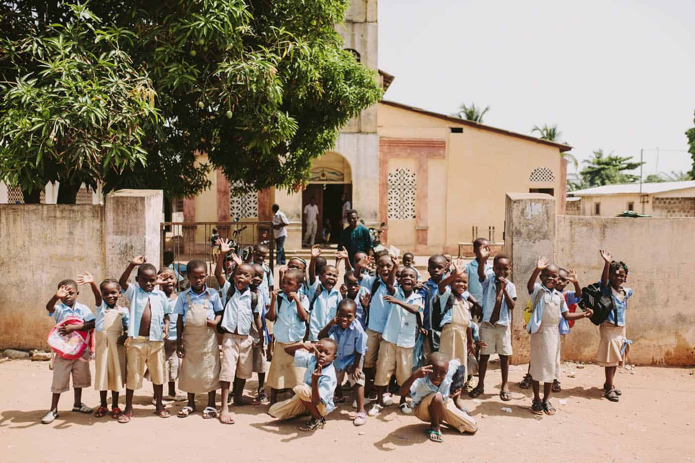 Students Togo School Wallpaper