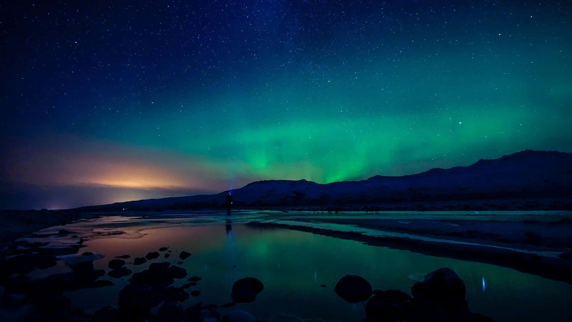 Stunning Aurora Borealis Display In 4k Resolution Wallpaper