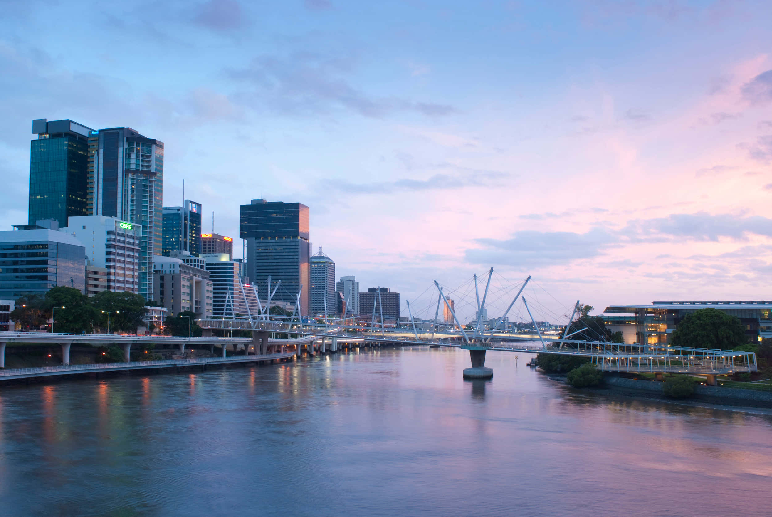 "stunning Brisbane Skyline At Sunset" Wallpaper