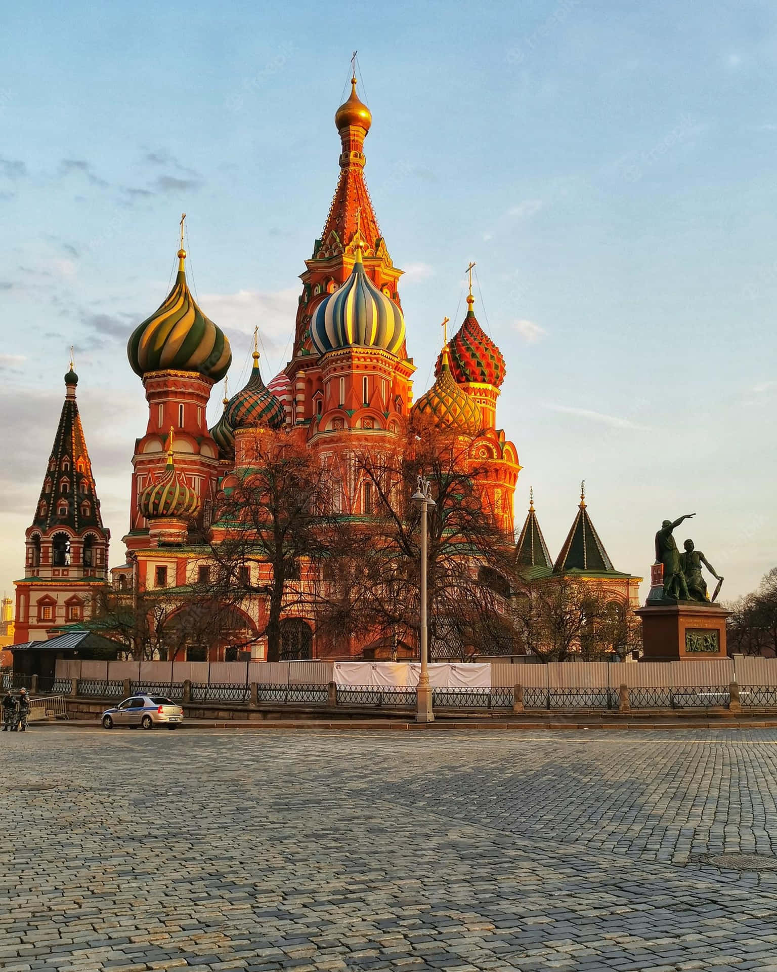 Impresionantecatedral De San Basilio En Moscú. Fondo de pantalla