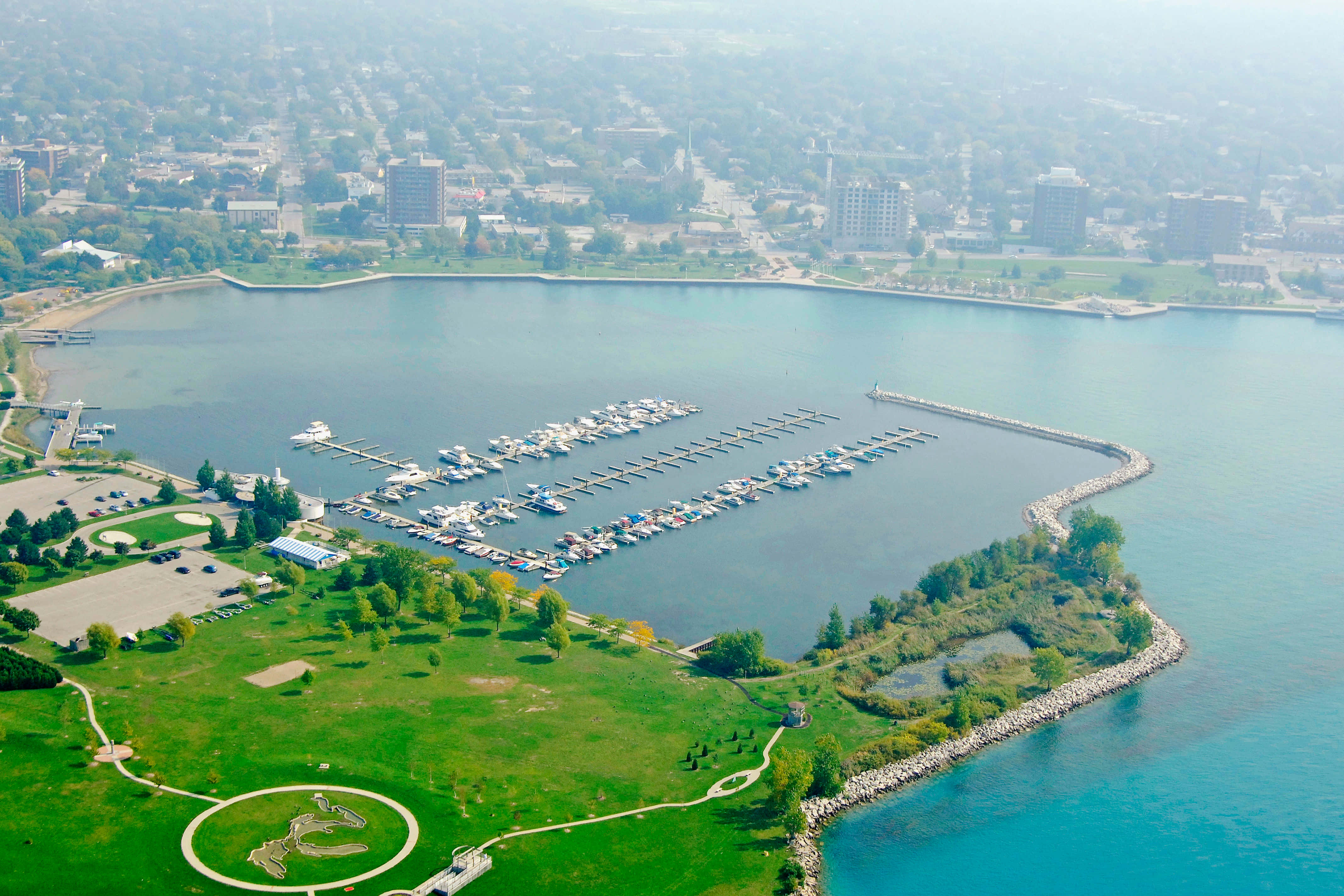 "stunning Scenery Of Sarnia's Natural Beauty" Wallpaper