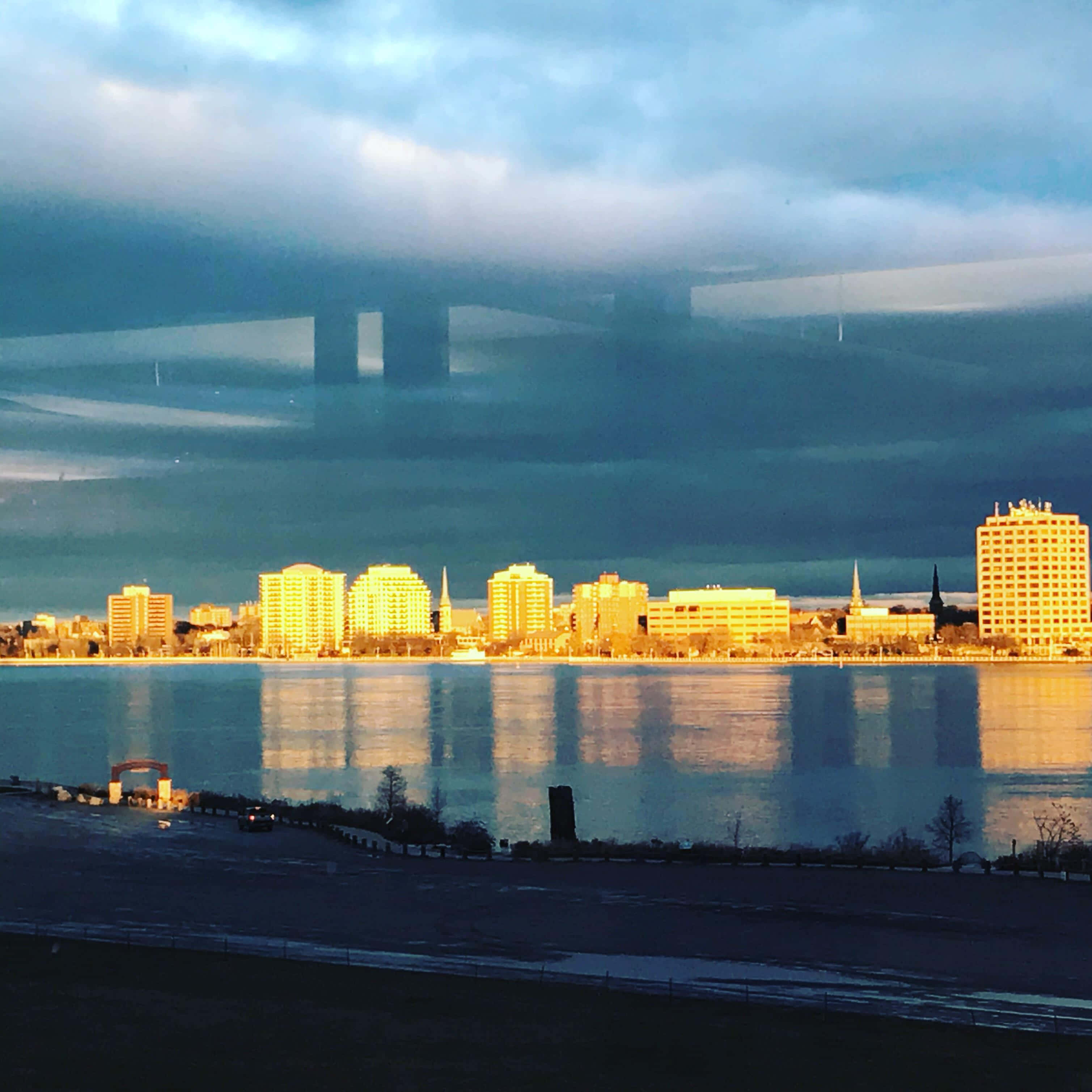 Stunning Sunset Over Sarnia Skyline Wallpaper