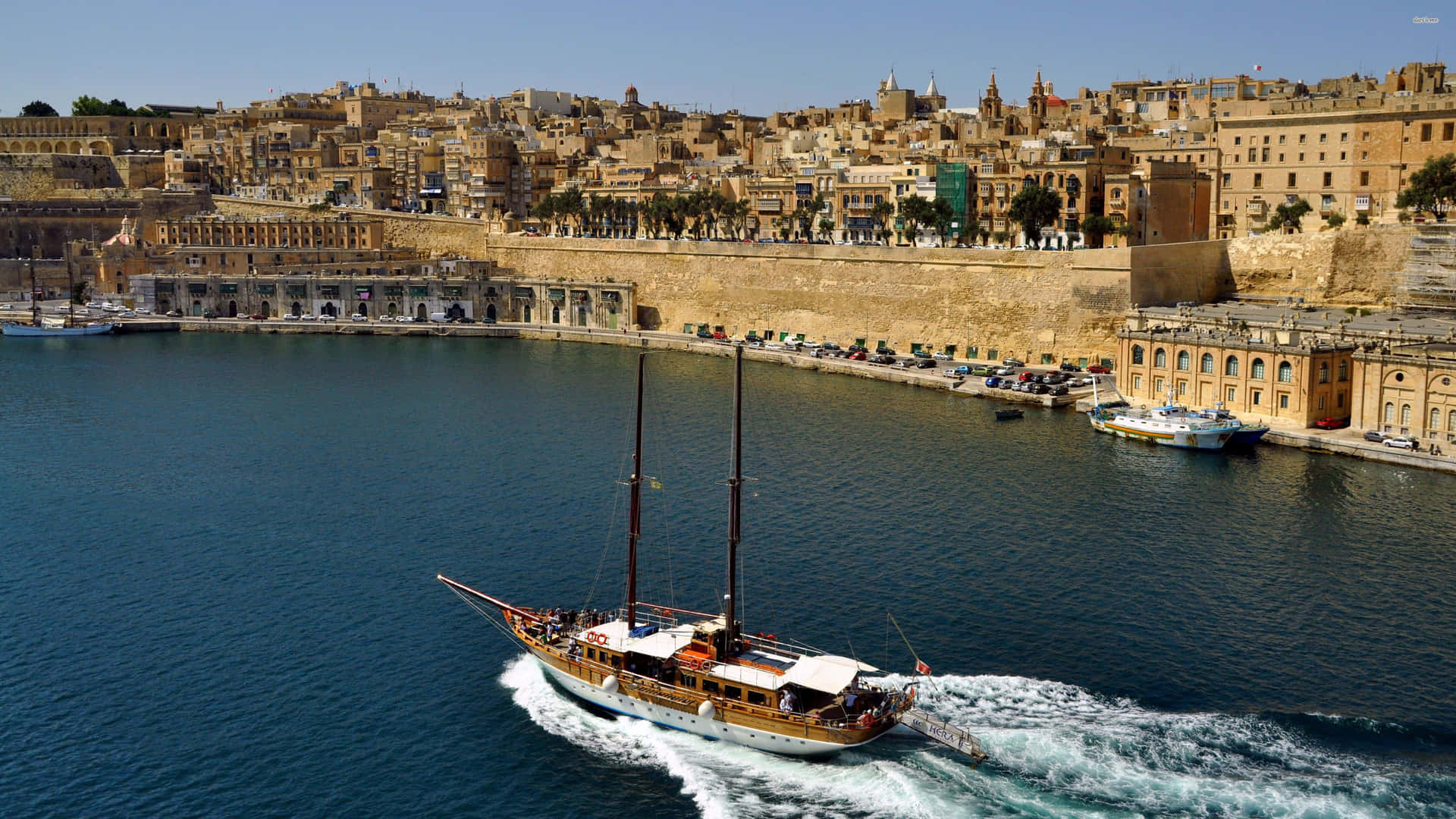 Stupendavista Aerea Dell'arco Azzurro A Malta