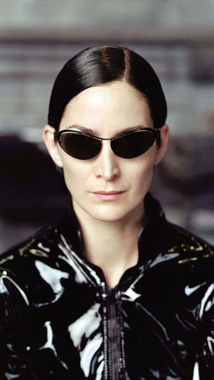 Stylish Carrie Anne Mossin Sunglasses Wallpaper