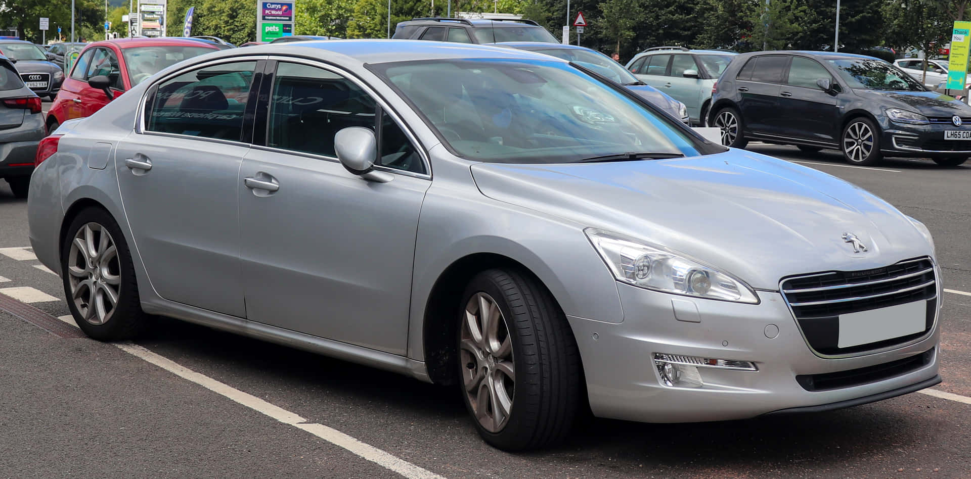 Stylish Peugeot 508 In Red Wallpaper