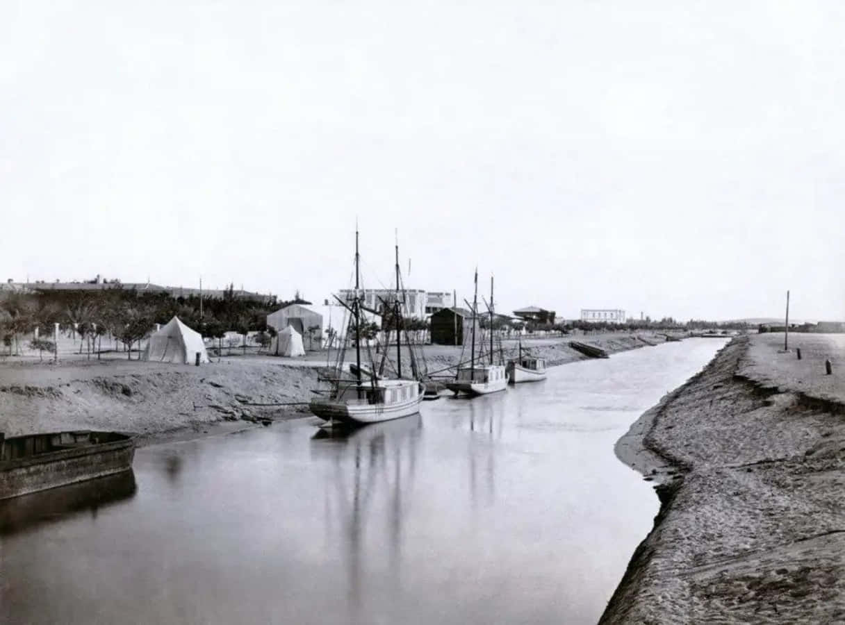 Preciosaimagen Del Canal De Suez