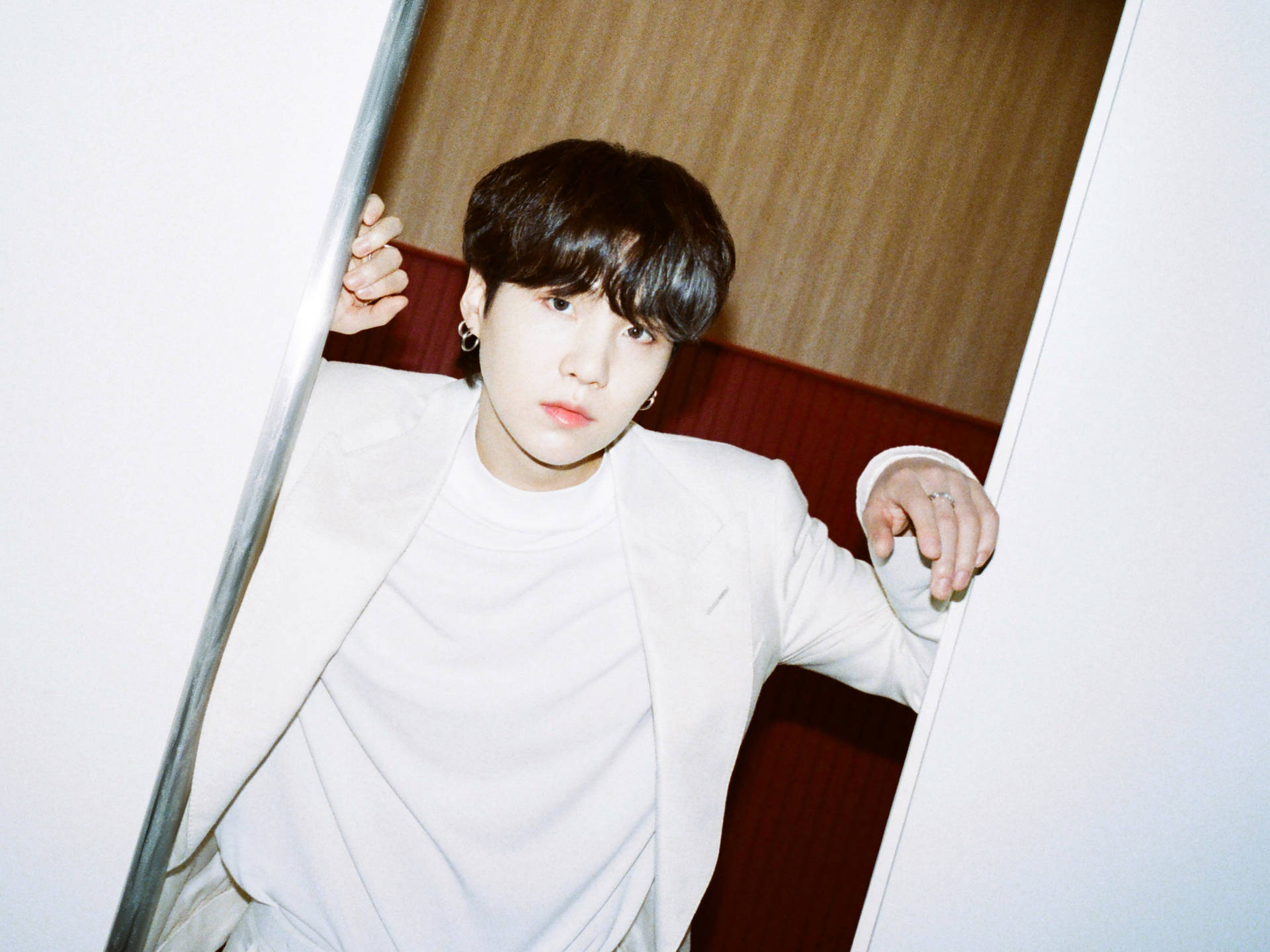 D-Day Special: Suga's casual and minimalist look book