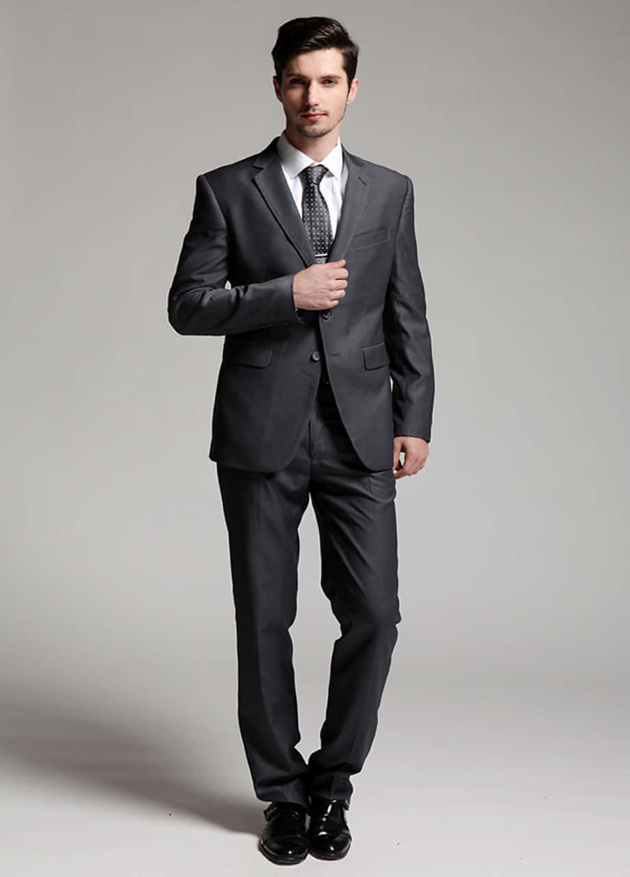 From a professional suit to an evening suit - elegance and sophistication always guarantee style