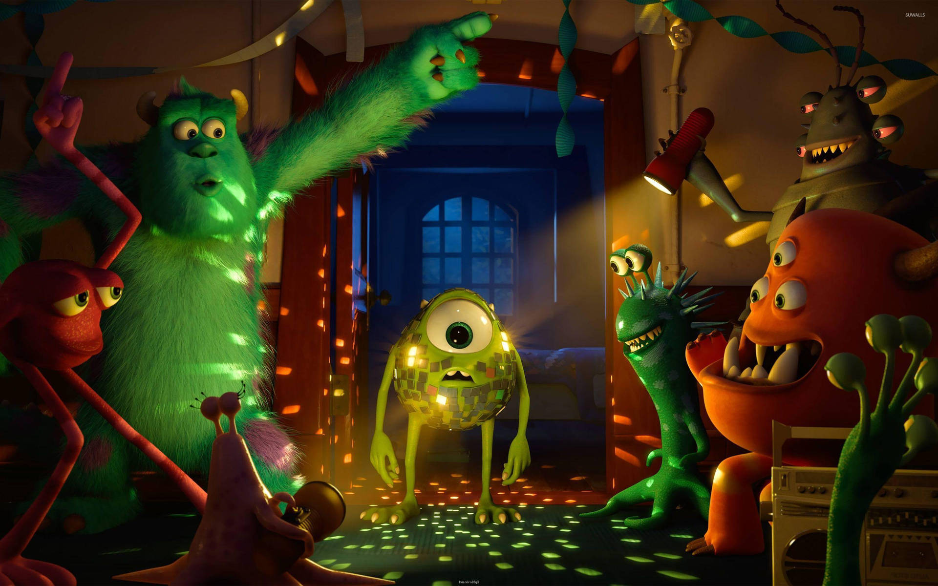 Sulley In A Monsters Party Wallpaper