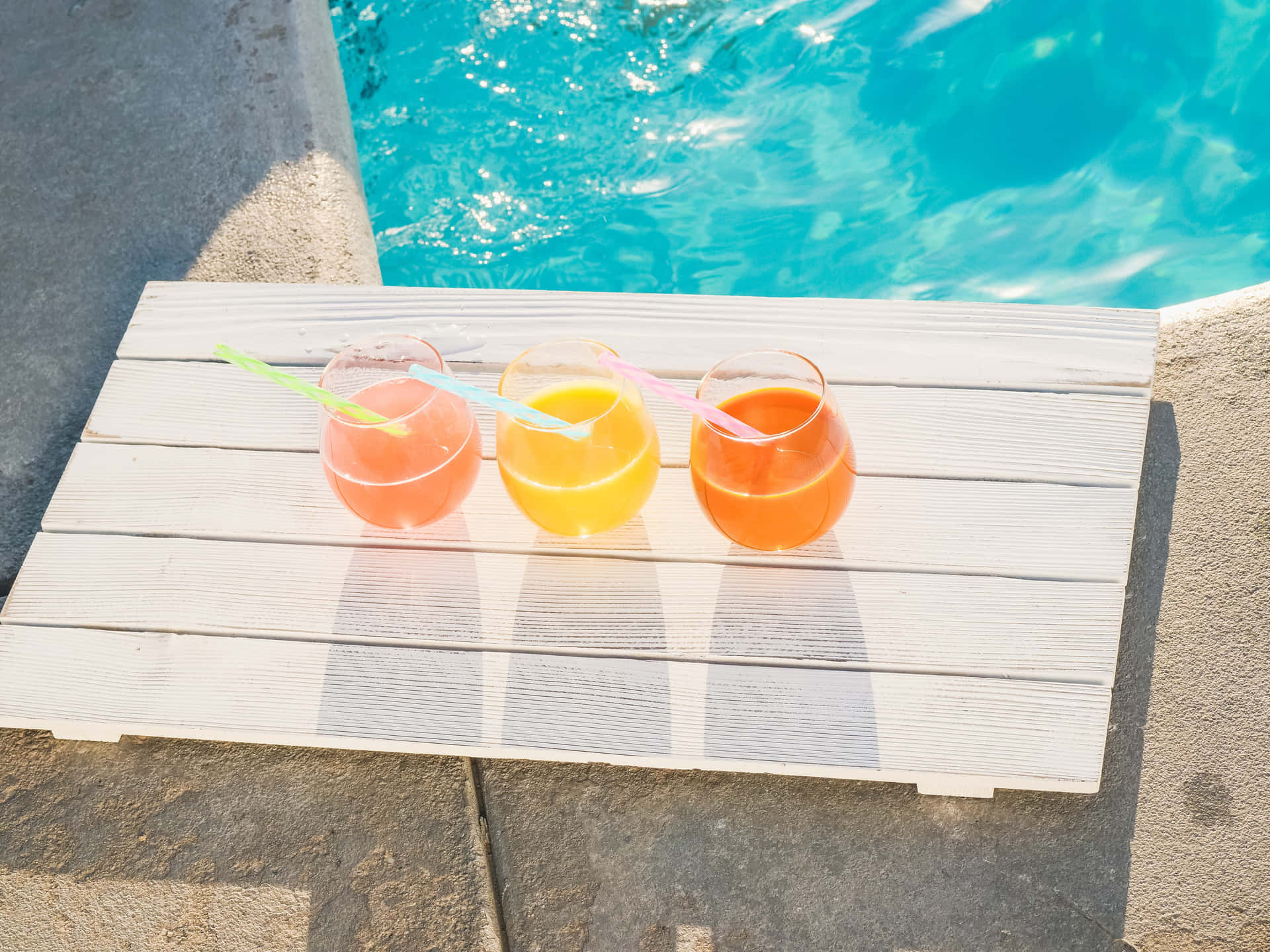 Refreshing Summer Cocktail Collection Wallpaper