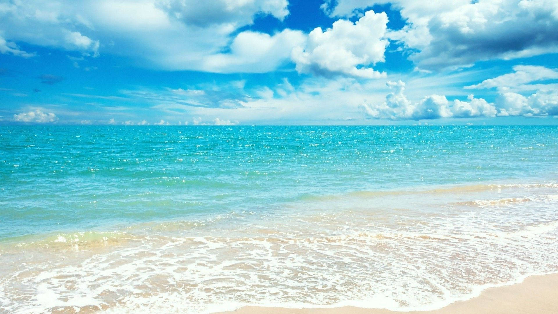 Spiaggiaestiva Nuvole Laptop Sfondo