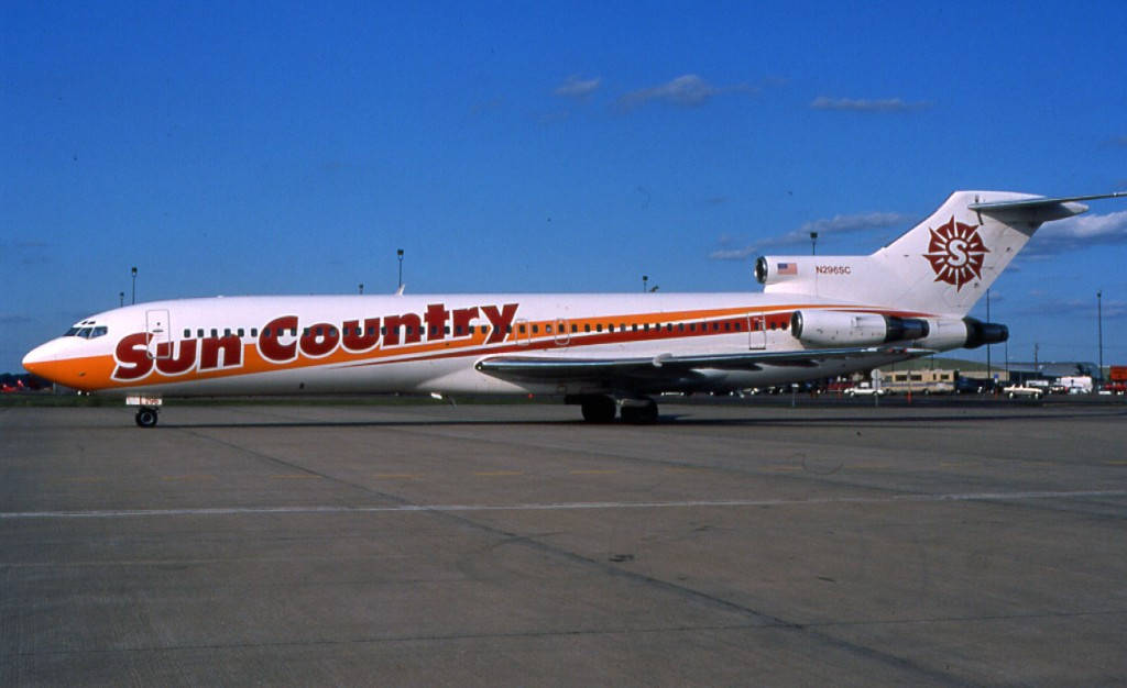Sun Country Aircraft In The Airport Wallpaper