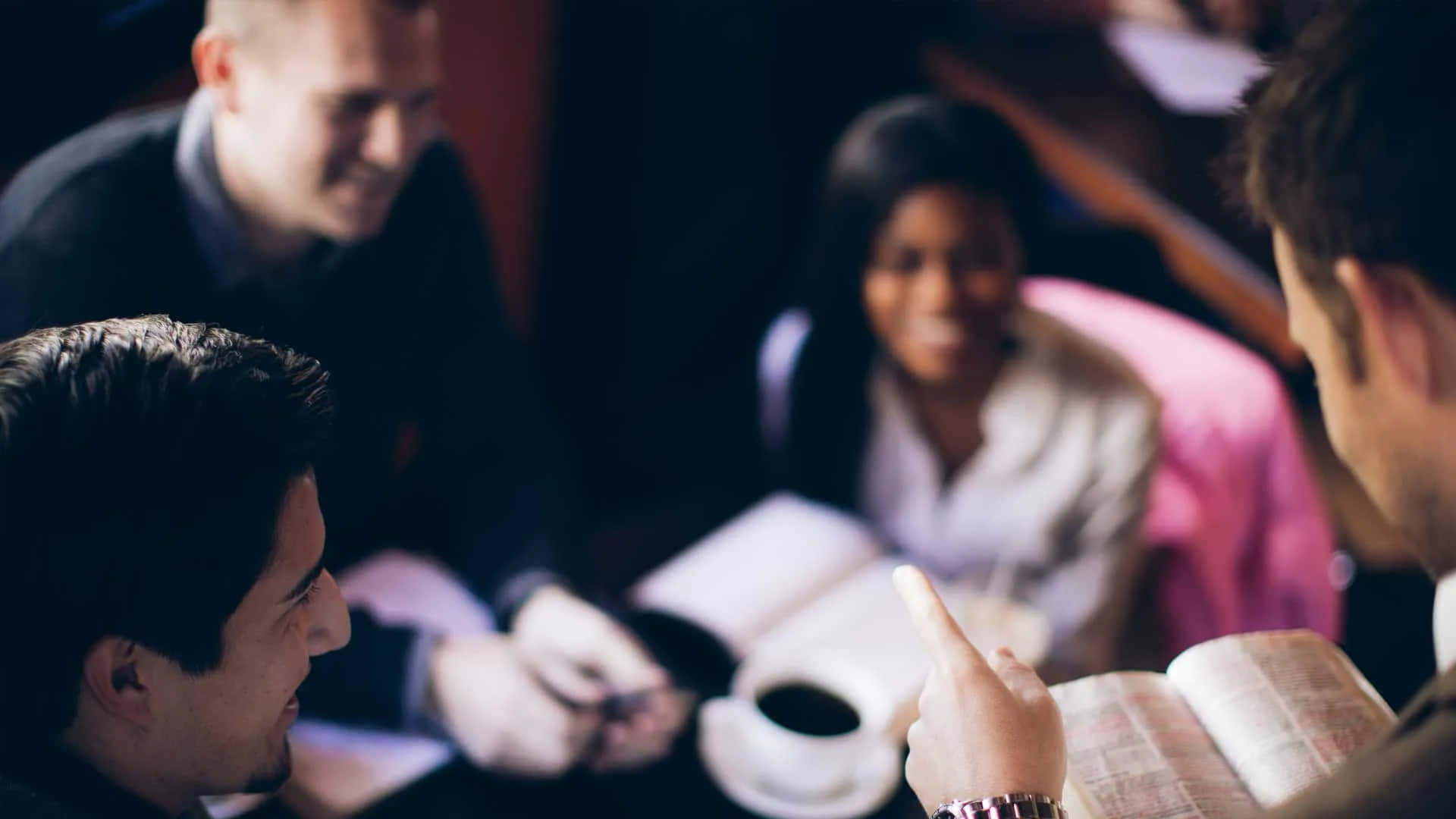 Groupe De Discussion De L'école Du Dimanche Fond d'écran