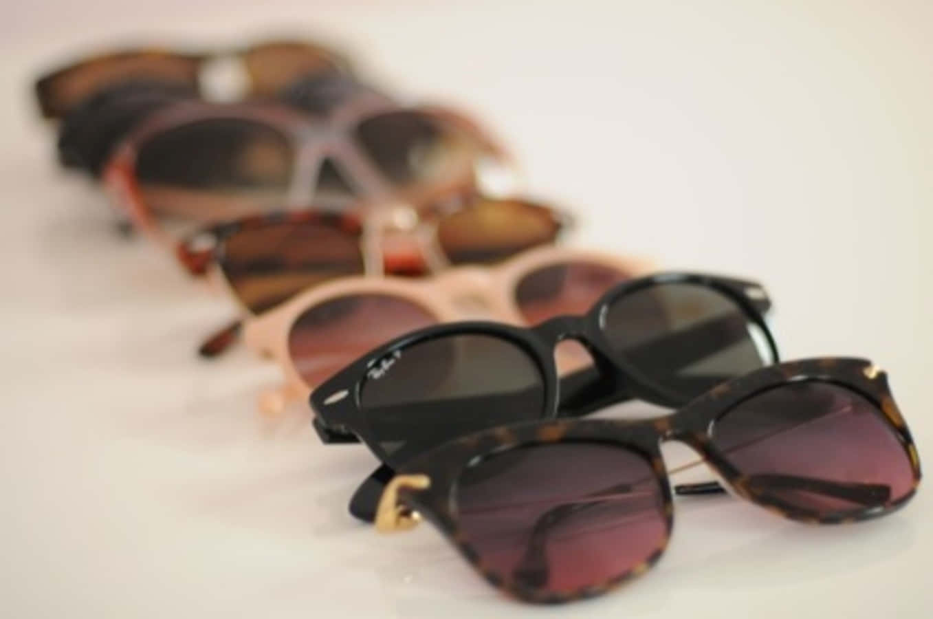 Express Your Unique Style With These Iconic Sunglasses
