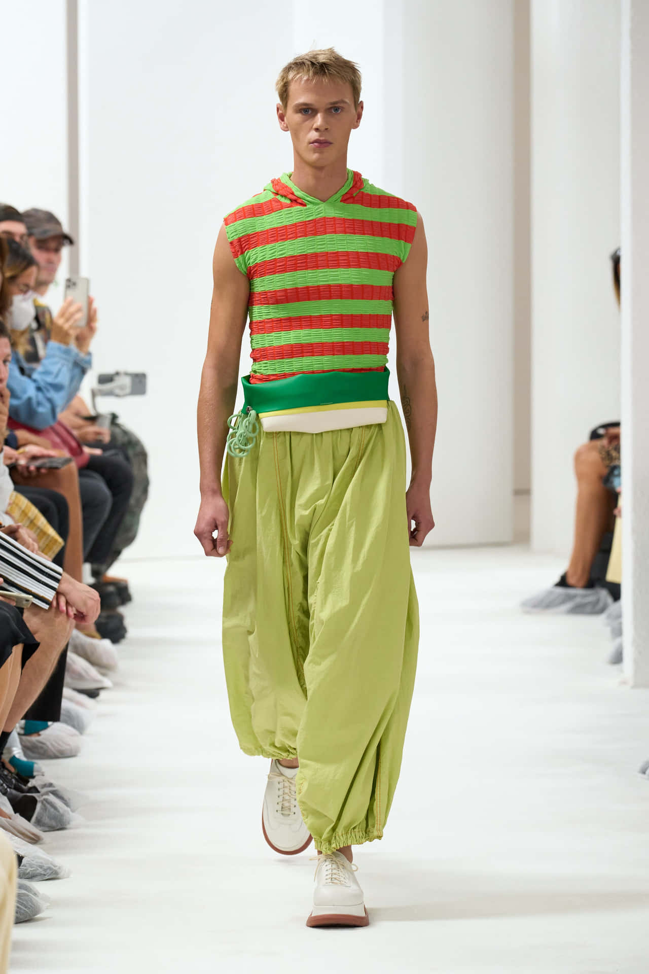 Sunnei Striped Top And Yellow-green Pants Wallpaper