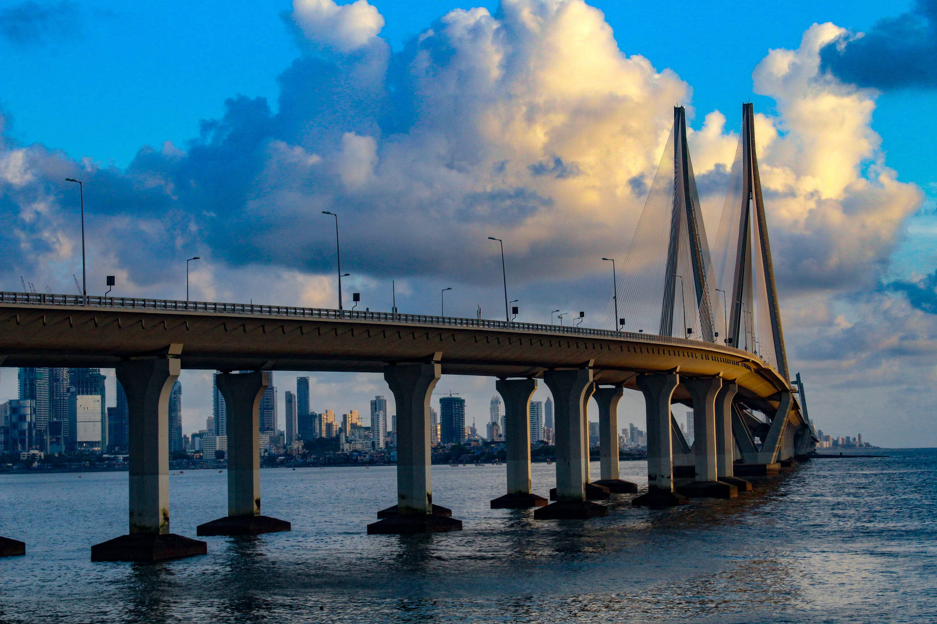Sunny Bridge Mumbai Wallpaper
