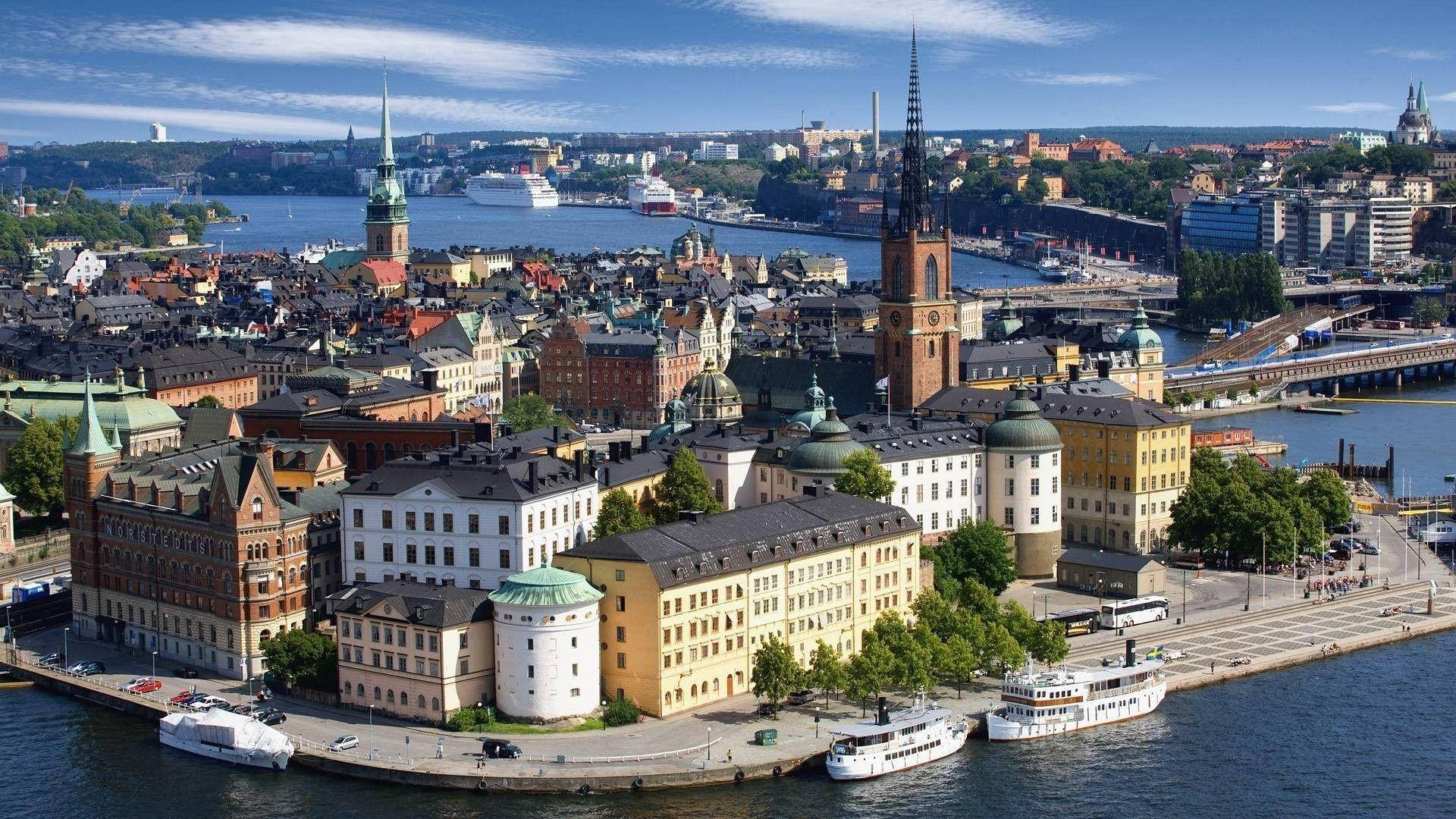 Sunny Day City Of Stockholm Wallpaper